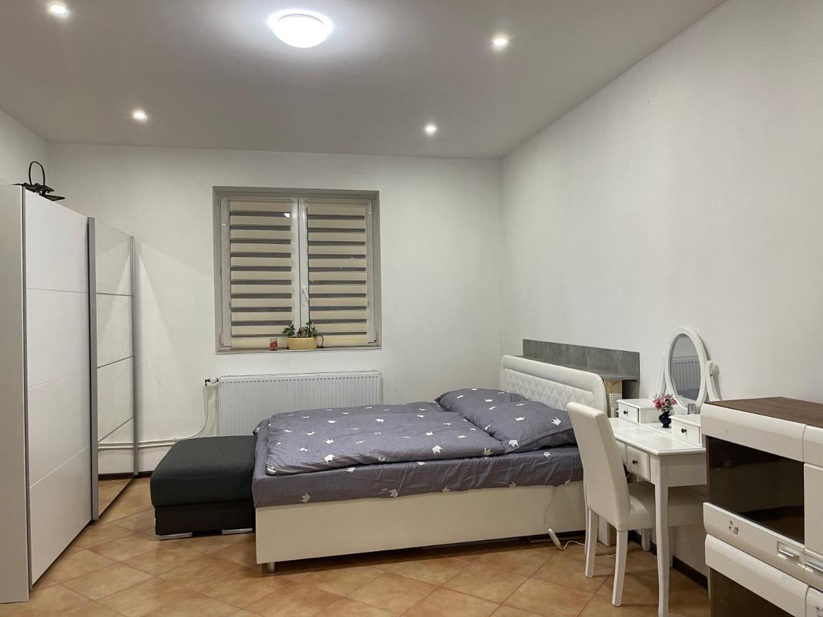 Milky Way Appartement Sokolov Buitenkant foto