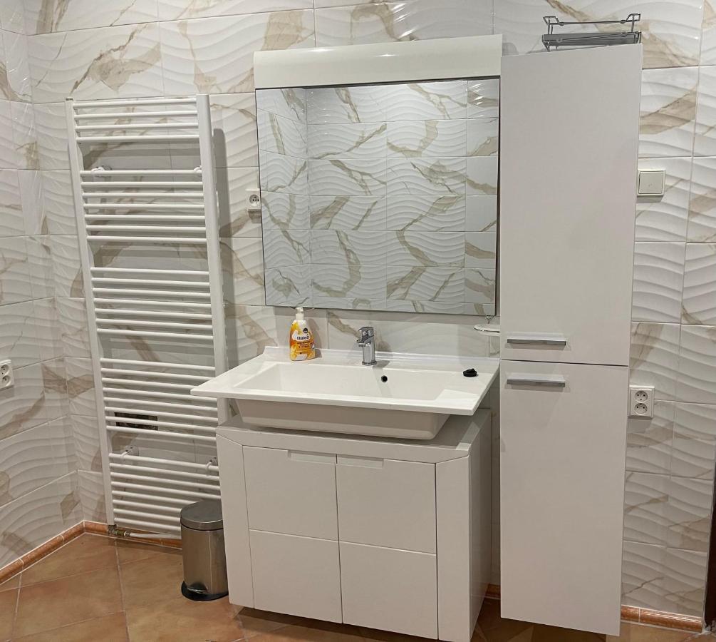 Milky Way Appartement Sokolov Buitenkant foto